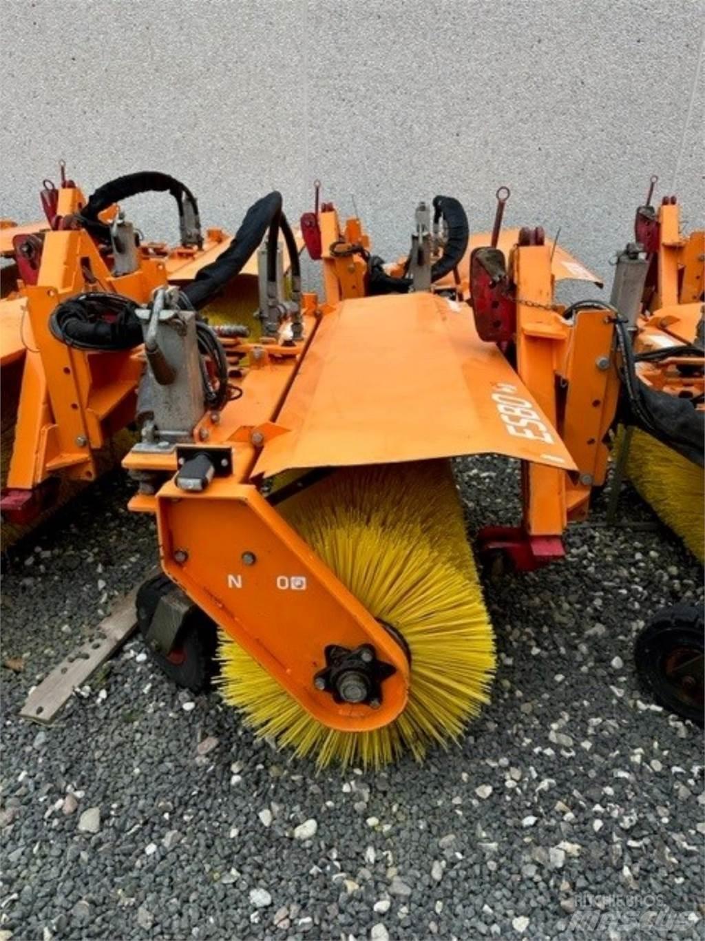 Nesbo HF1600S Spazzatrici