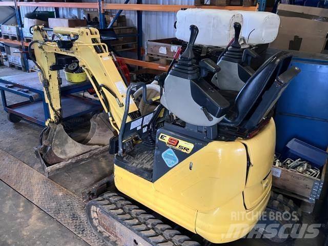 New Holland E09SR Miniescavatori