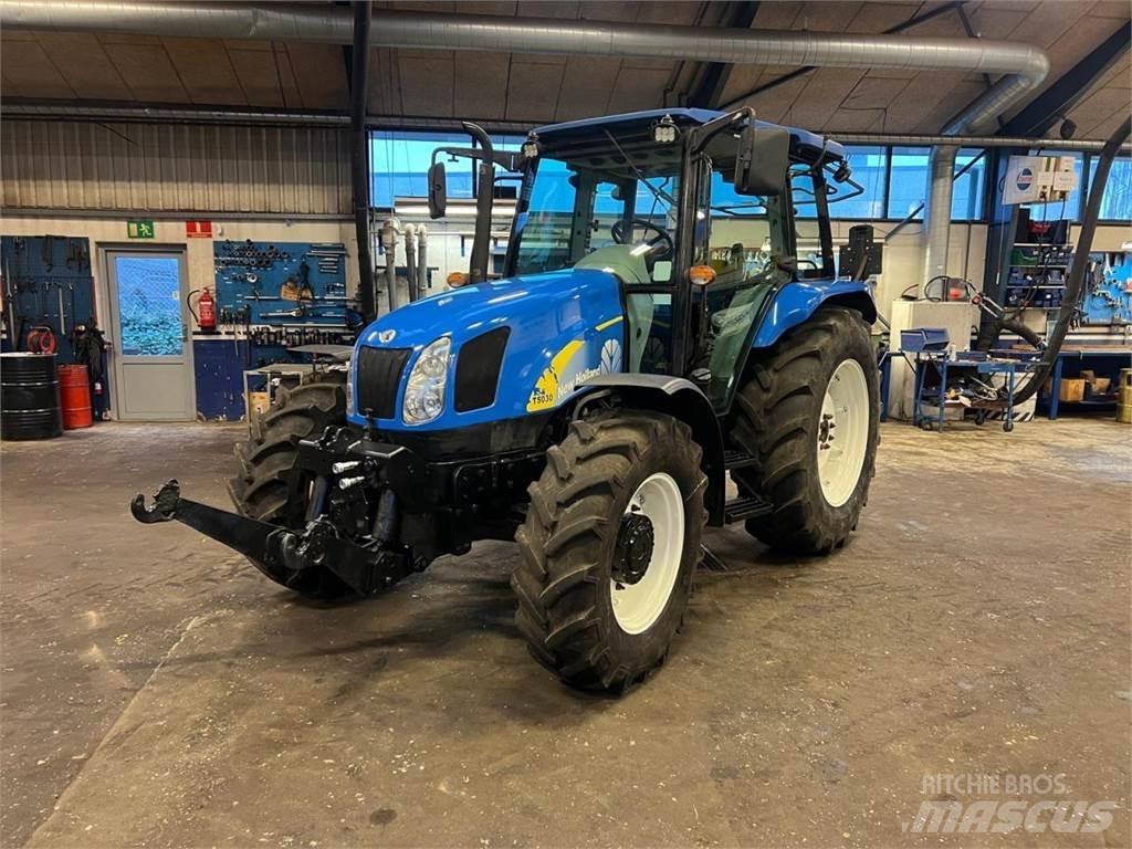 New Holland T5030 Trattori