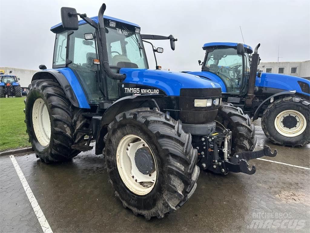 New Holland TM165 Trattori
