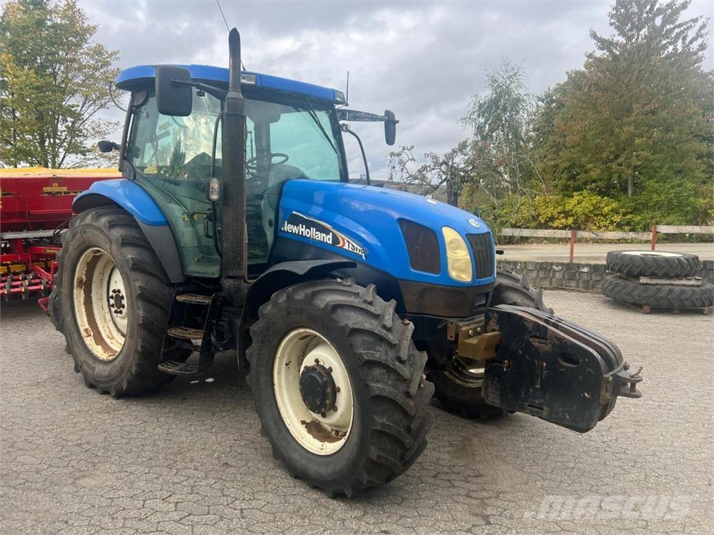 New Holland TS115A Trattori