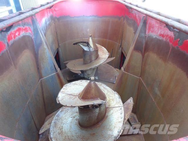 Peecon 20 M3 Rimorchi per insilato