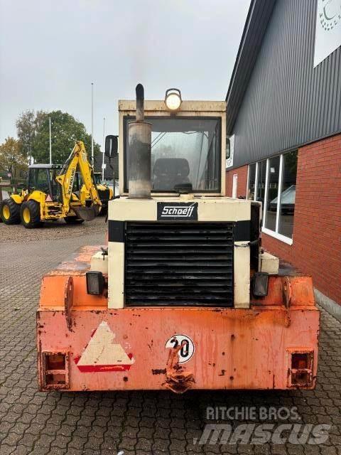 Schaeff SKL 840 Mini pale