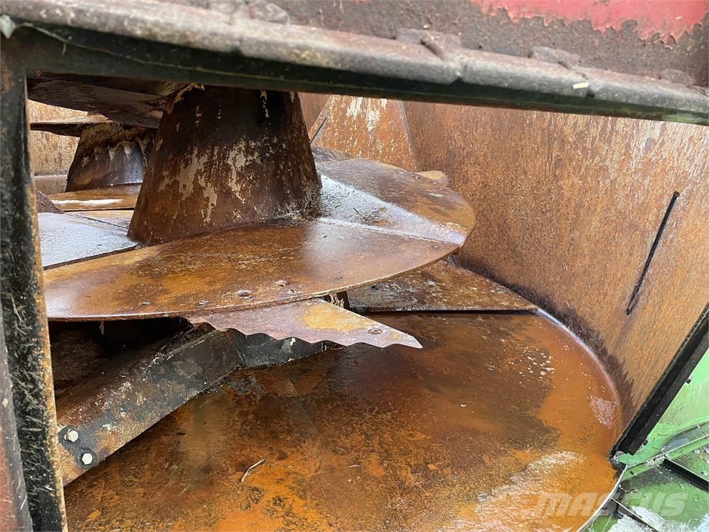 Strautmann 2400 Rimorchi per insilato