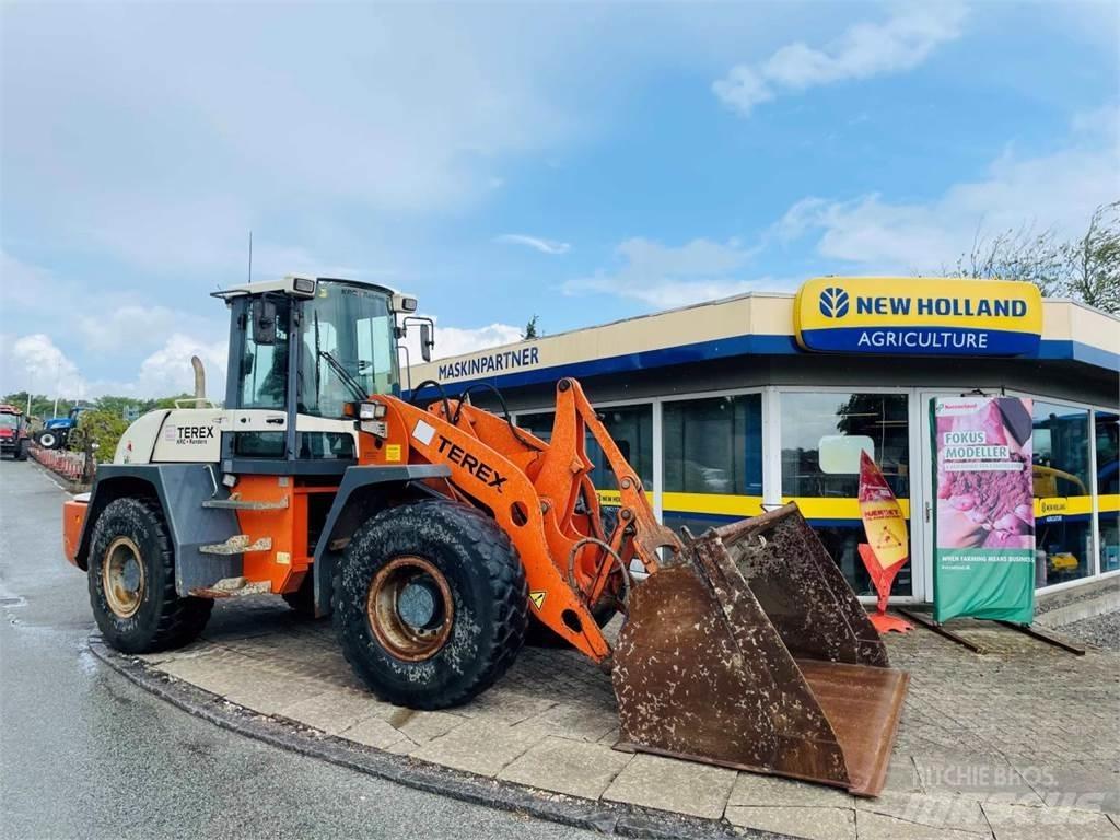 Terex TL260 Pale gommate