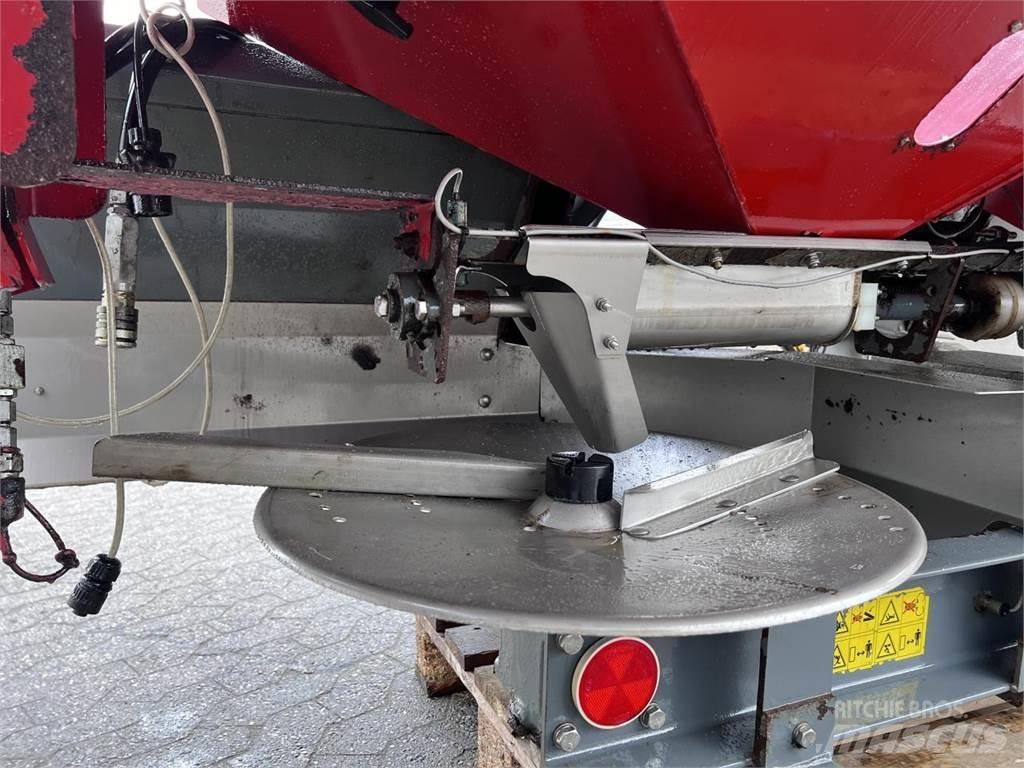 Unia MXL3000 Irroratrici di fertilizzante
