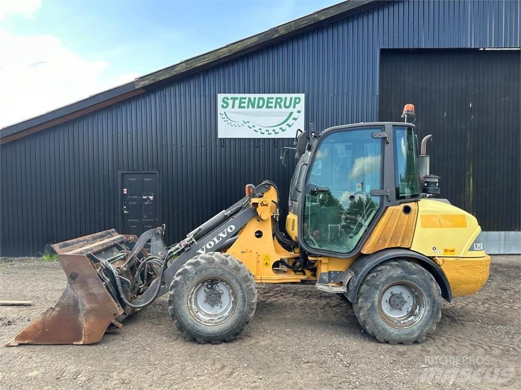 Volvo L25 B Mini pale
