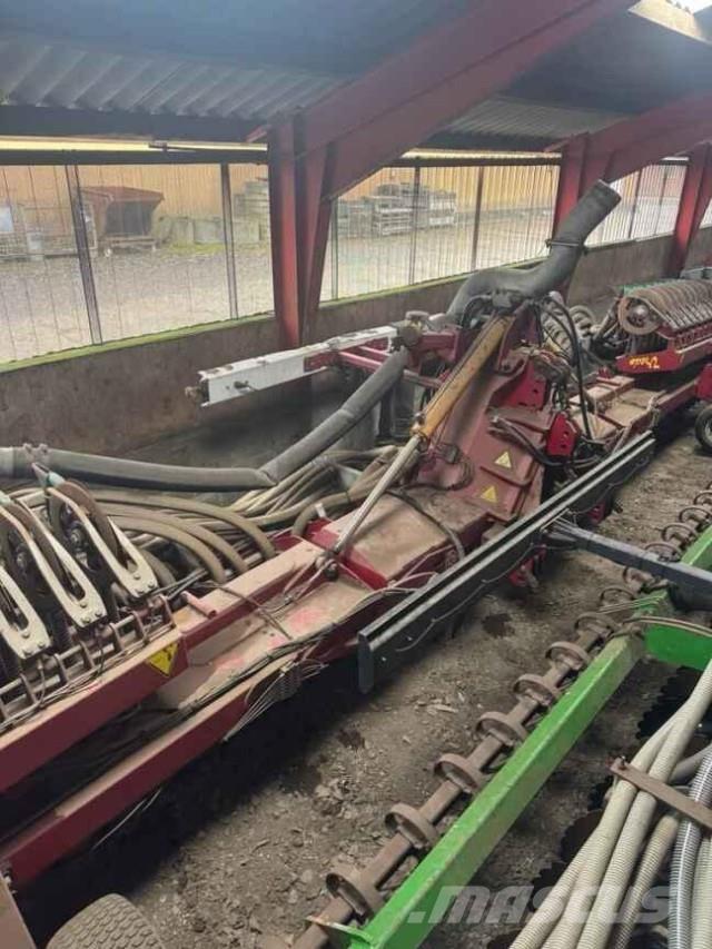 Vredo 12 Applicatori di fertilizzante liquido