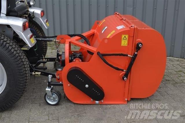  - - -  boxer Attrezzature per trattori compatti