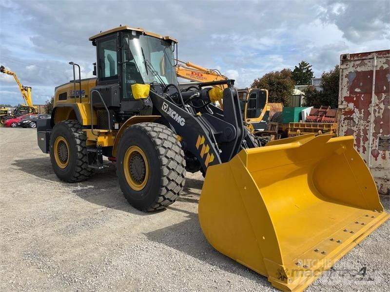  - - -  XCMG 948 Pale gommate