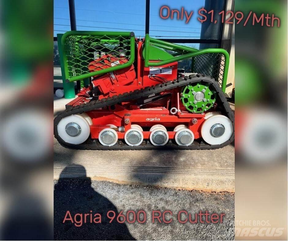 Agria 9600 Trinciatrici, tagliatrici e srotolatrici per balle