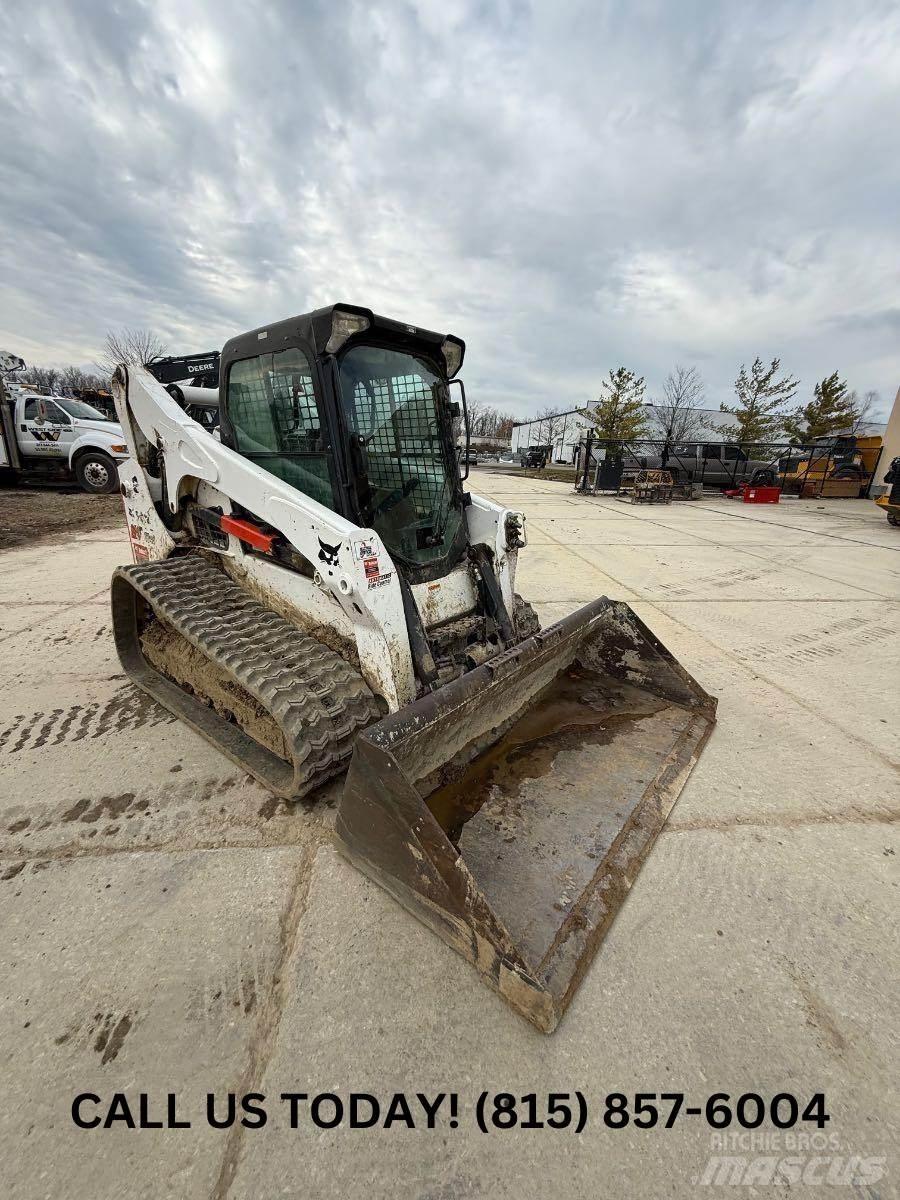 Bobcat T740 Mini pale