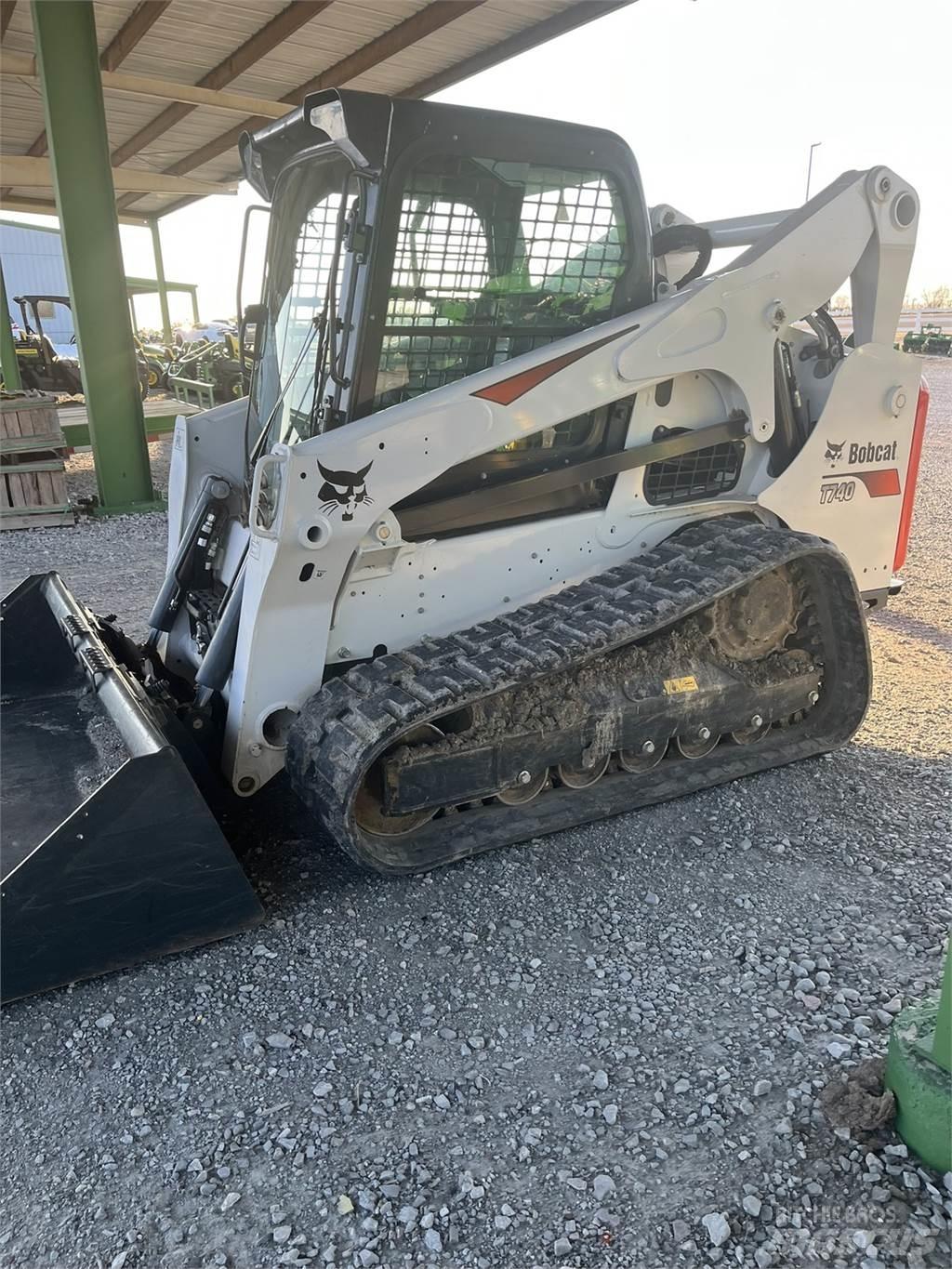 Bobcat T740 Mini pale