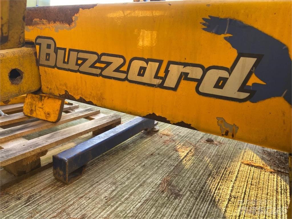Bomford Buzzard Trinciatrici, tagliatrici e srotolatrici per balle