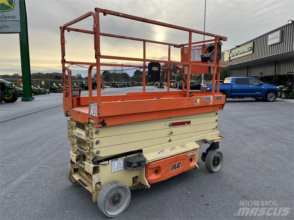 JLG 3246ES Altre gru