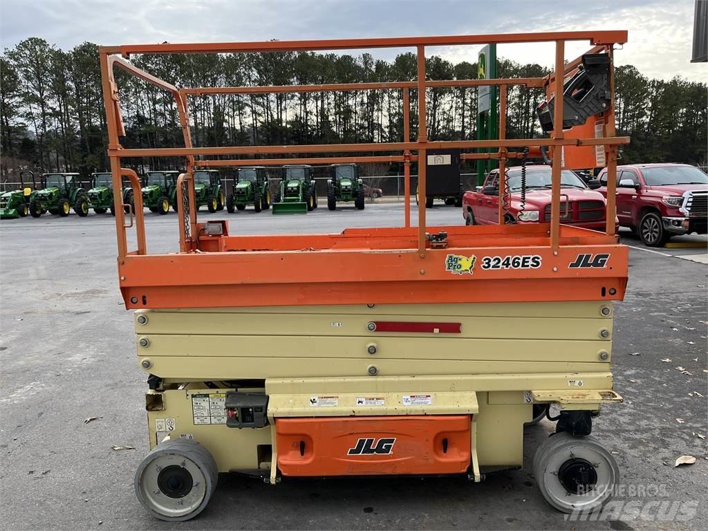 JLG 3246ES Altre gru