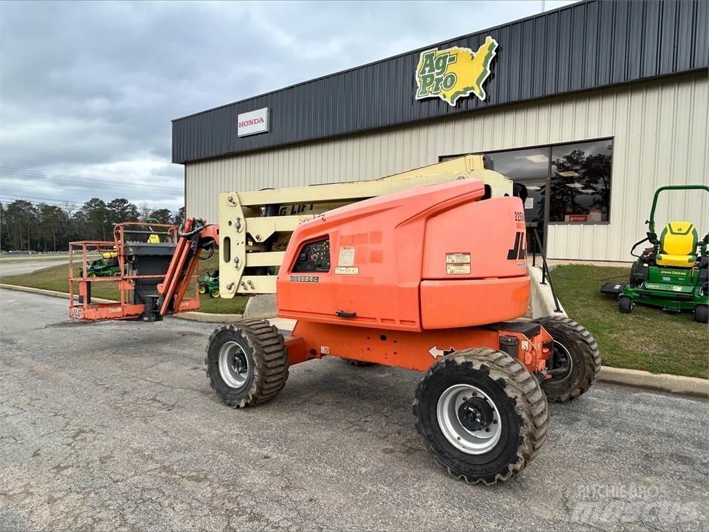 JLG 450AJ Altre gru