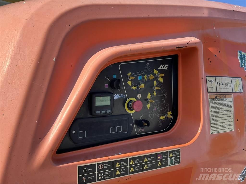 JLG 450AJ Altre gru