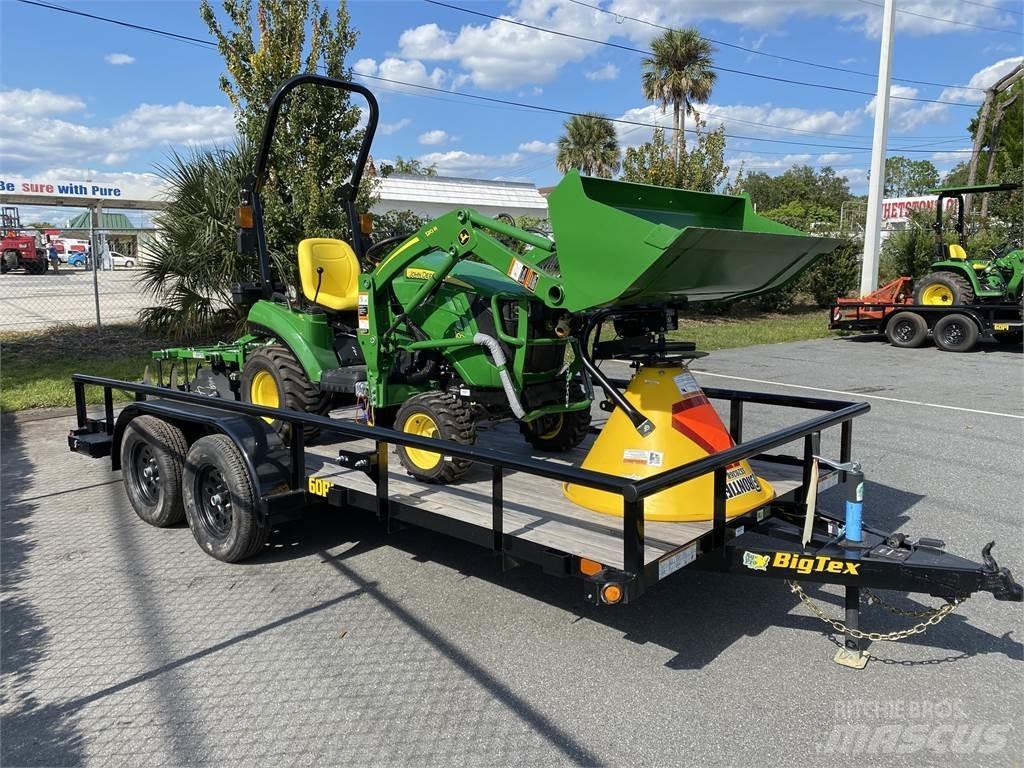 John Deere 1023E Trattori compatti