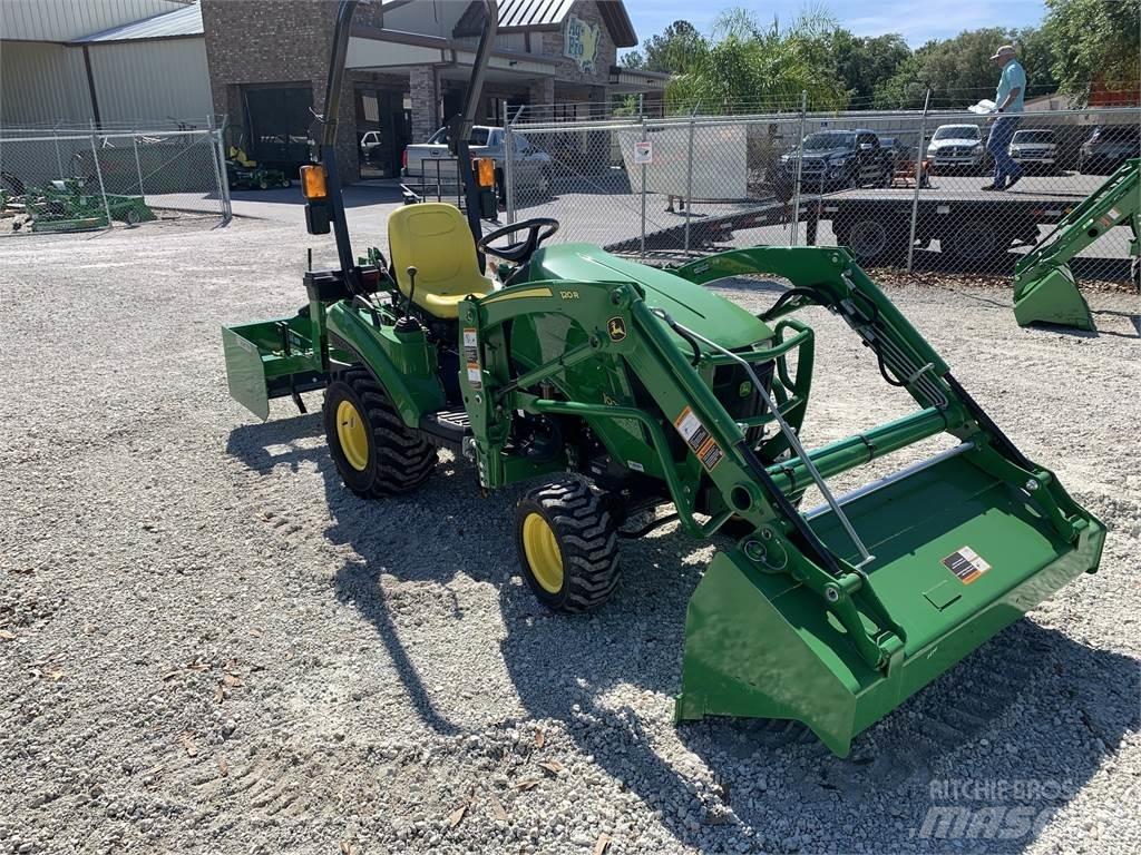 John Deere 1023E Trattori compatti