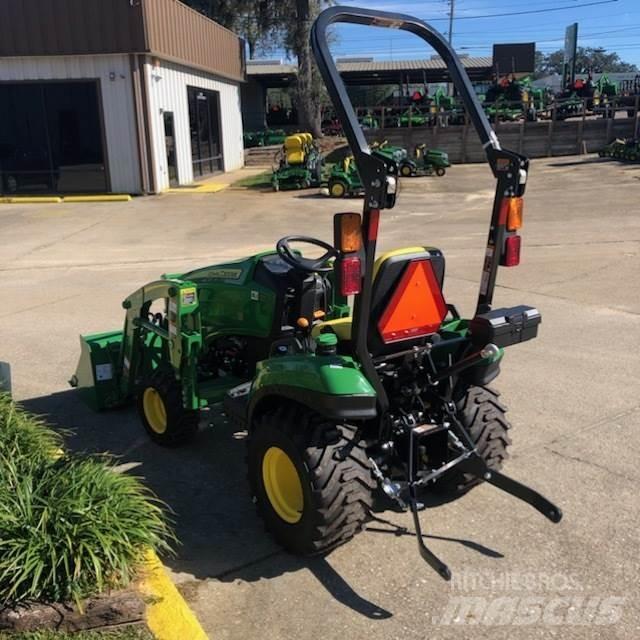 John Deere 1023E Trattori compatti