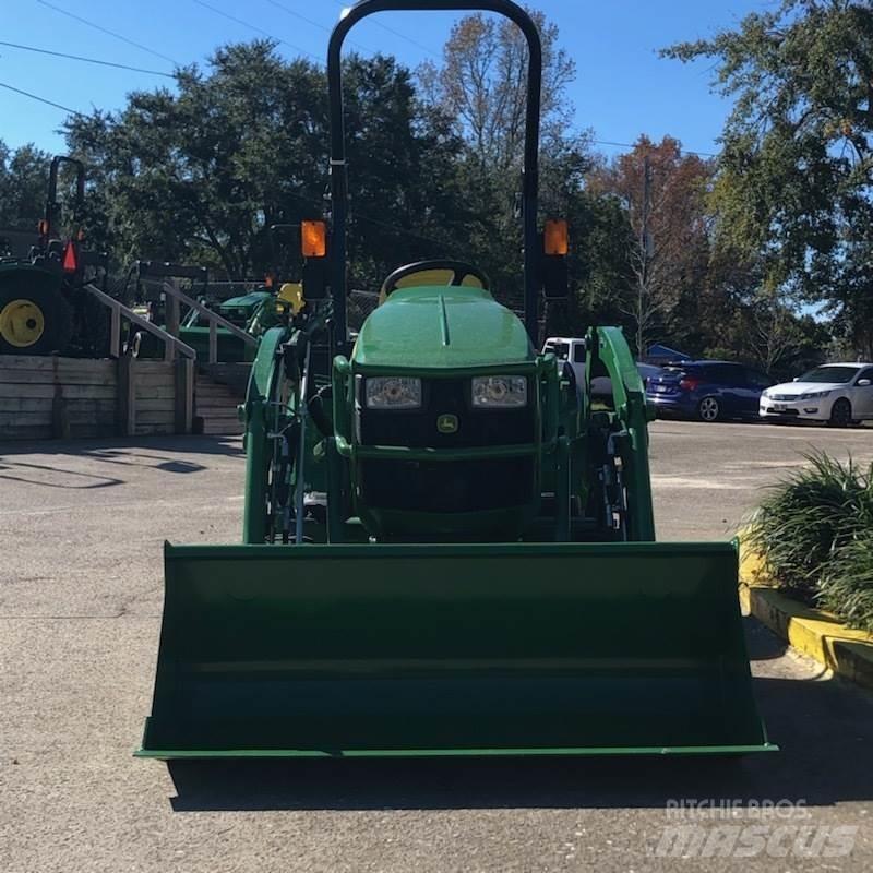 John Deere 1023E Trattori compatti