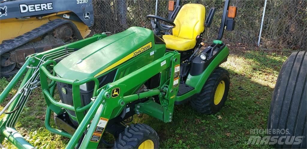 John Deere 1023E Trattori compatti