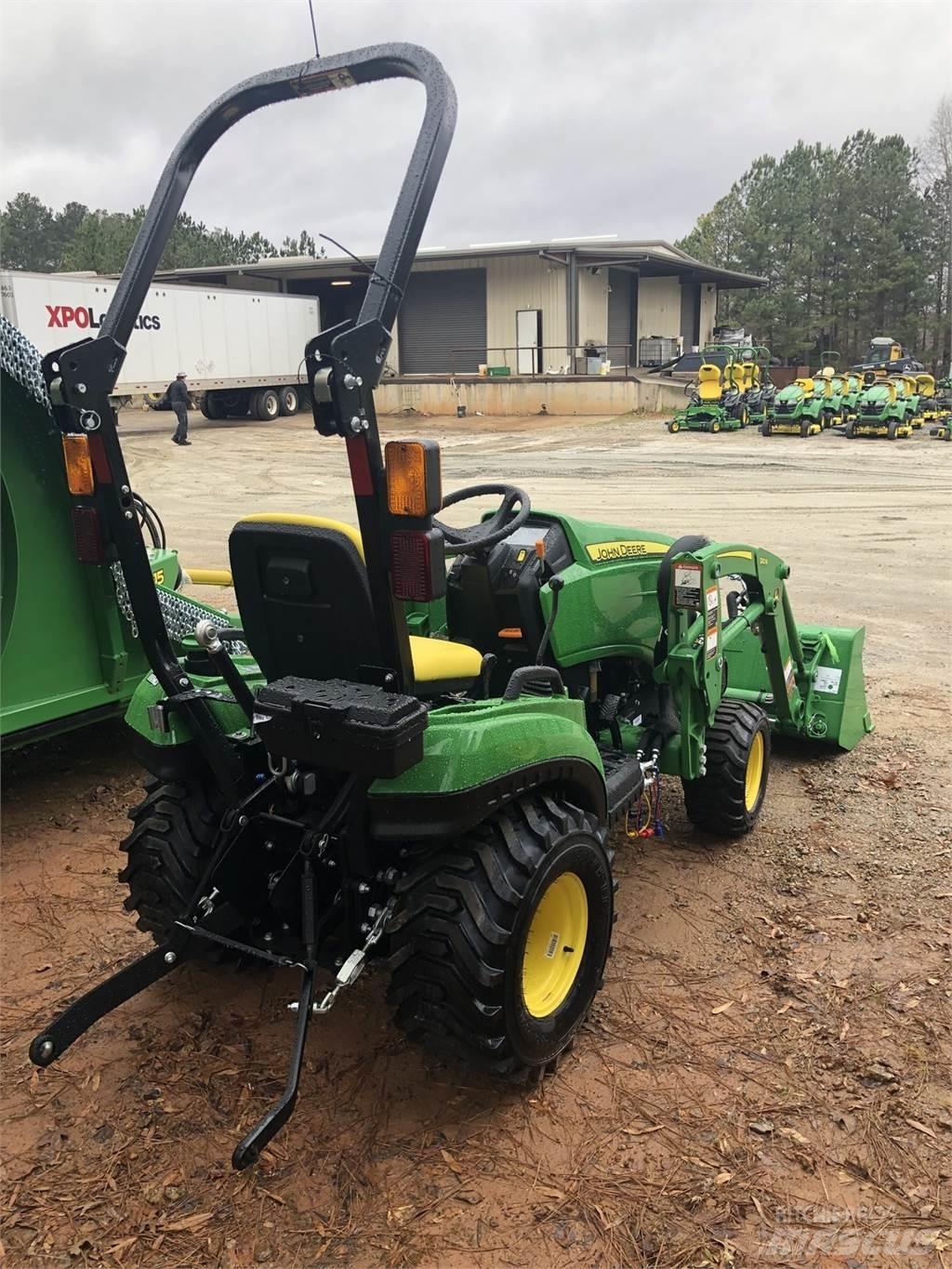 John Deere 1023E Trattori compatti
