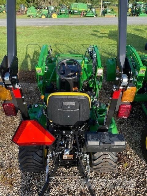 John Deere 1023E Trattori compatti