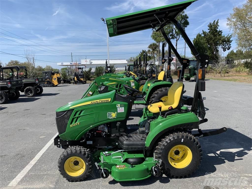 John Deere 1023E Trattori compatti
