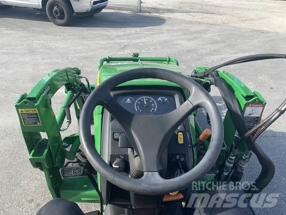 John Deere 1025R Trattori compatti