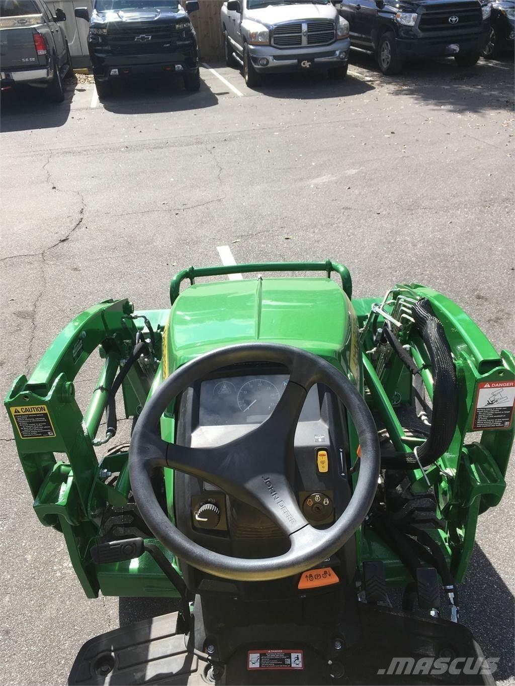John Deere 1025R Trattori compatti