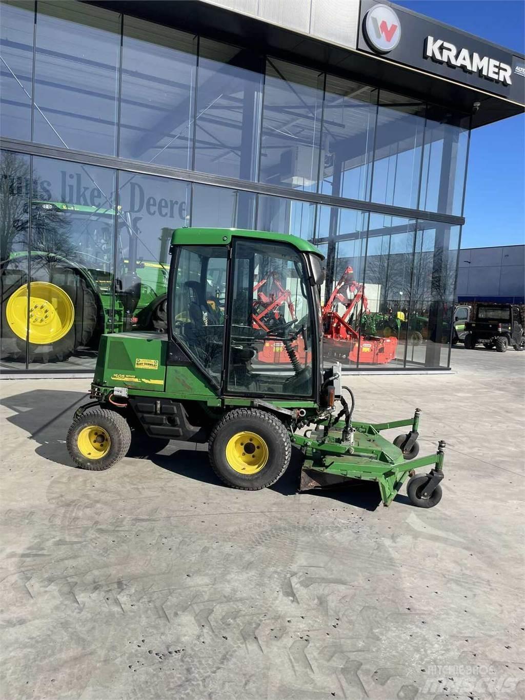 John Deere 1505 Trattorini tagliaerba