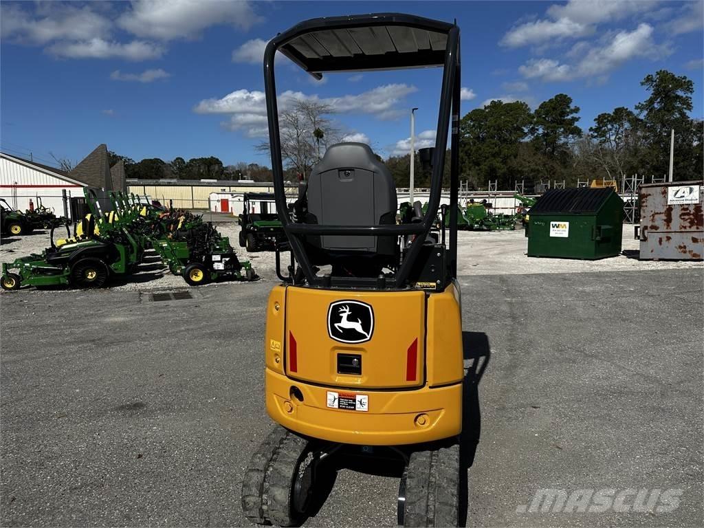 John Deere 17 P Miniescavatori