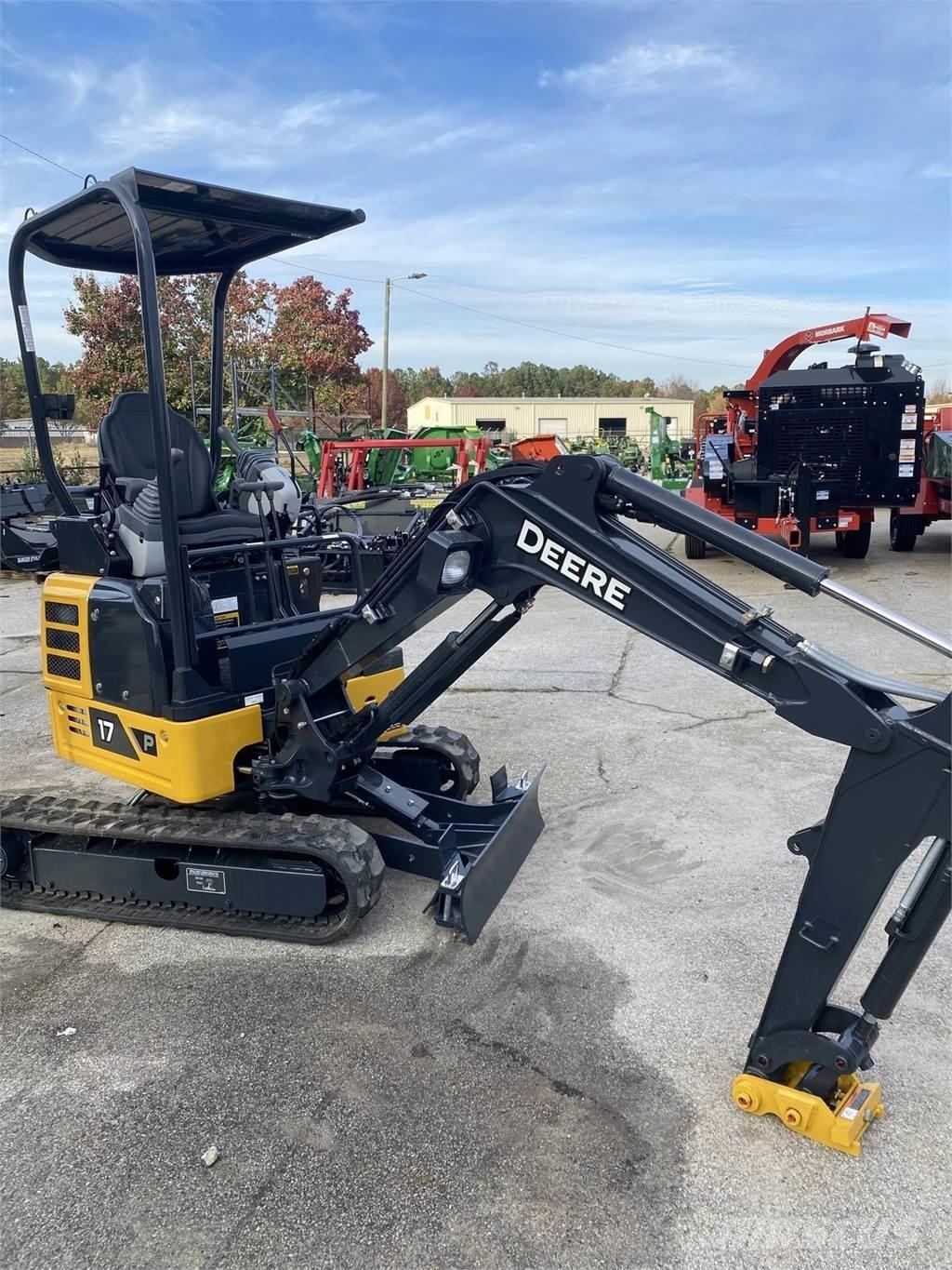 John Deere 17 P Miniescavatori