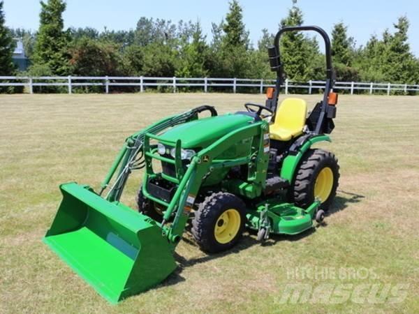 John Deere 2025R Trattori compatti