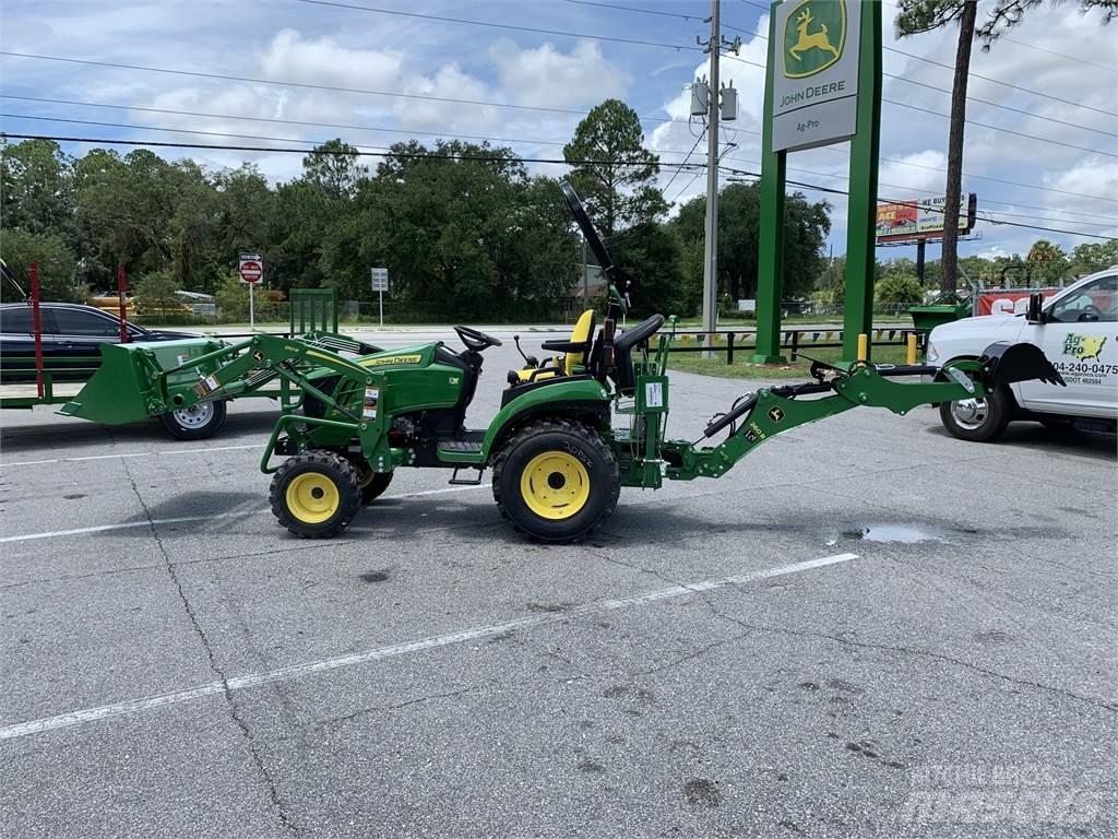 John Deere 2025R Trattori compatti