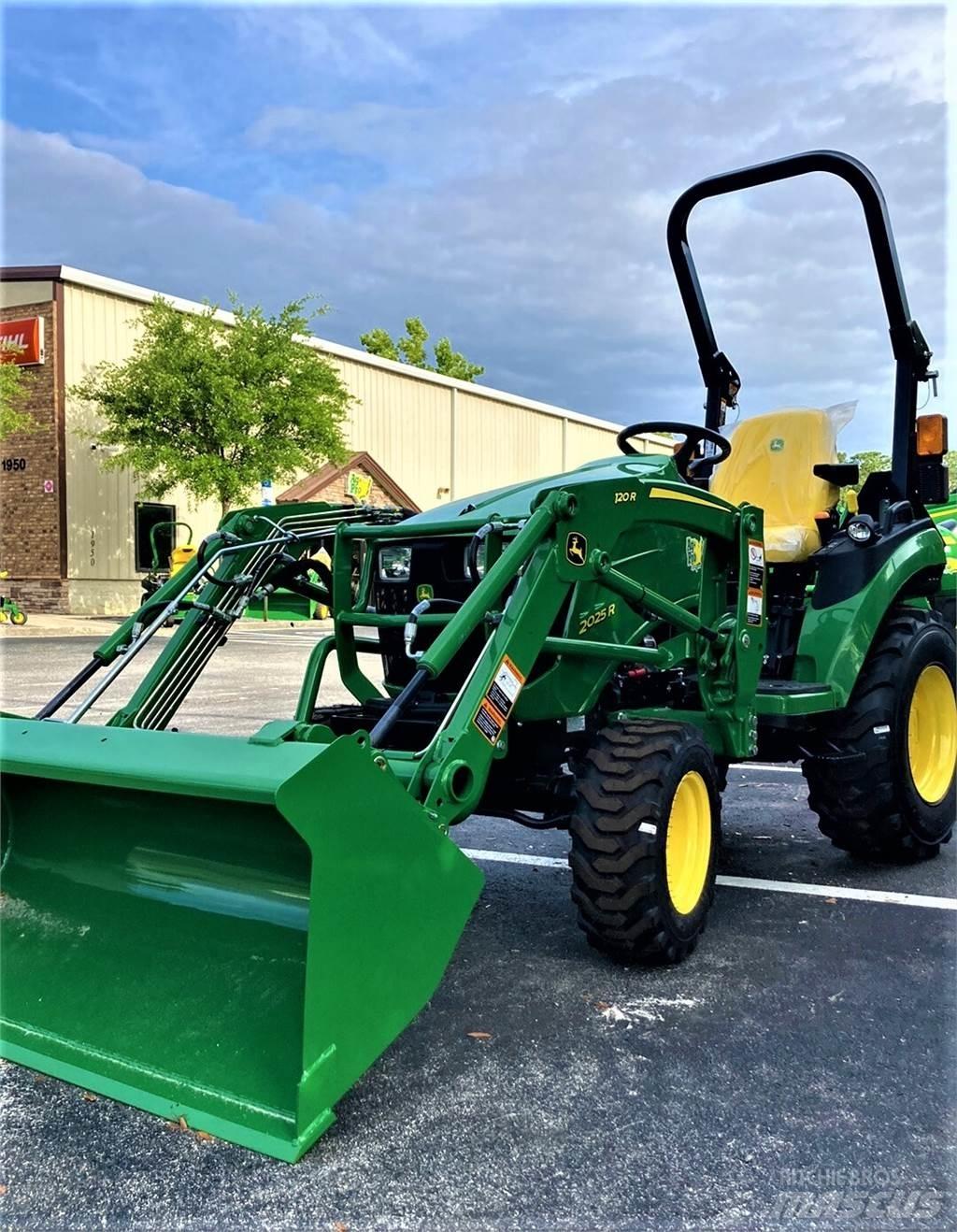 John Deere 2025R Trattori compatti