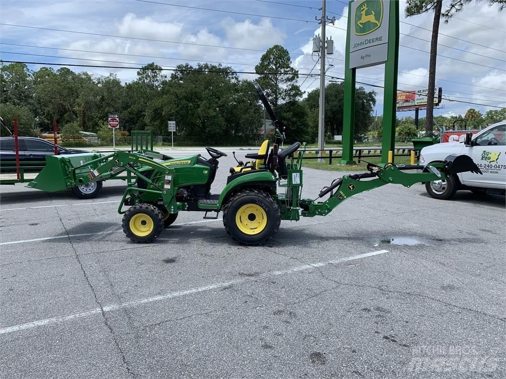 John Deere 2025R Trattori compatti