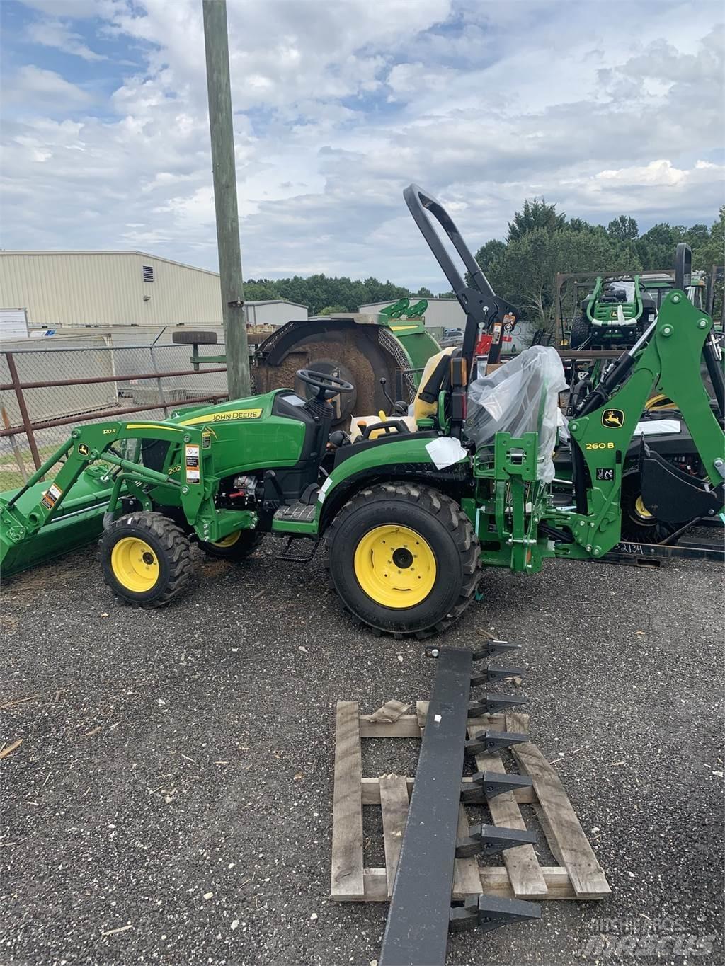 John Deere 2025R Trattori compatti