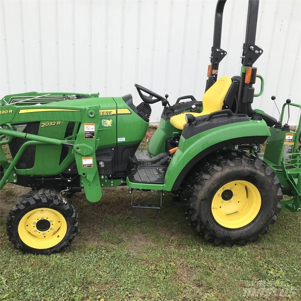 John Deere 2032R Trattori compatti