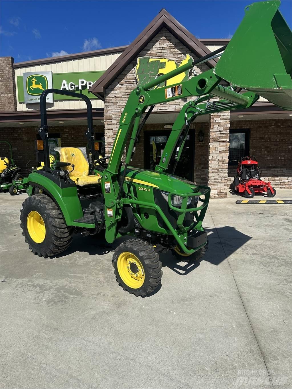 John Deere 2032R Trattori compatti