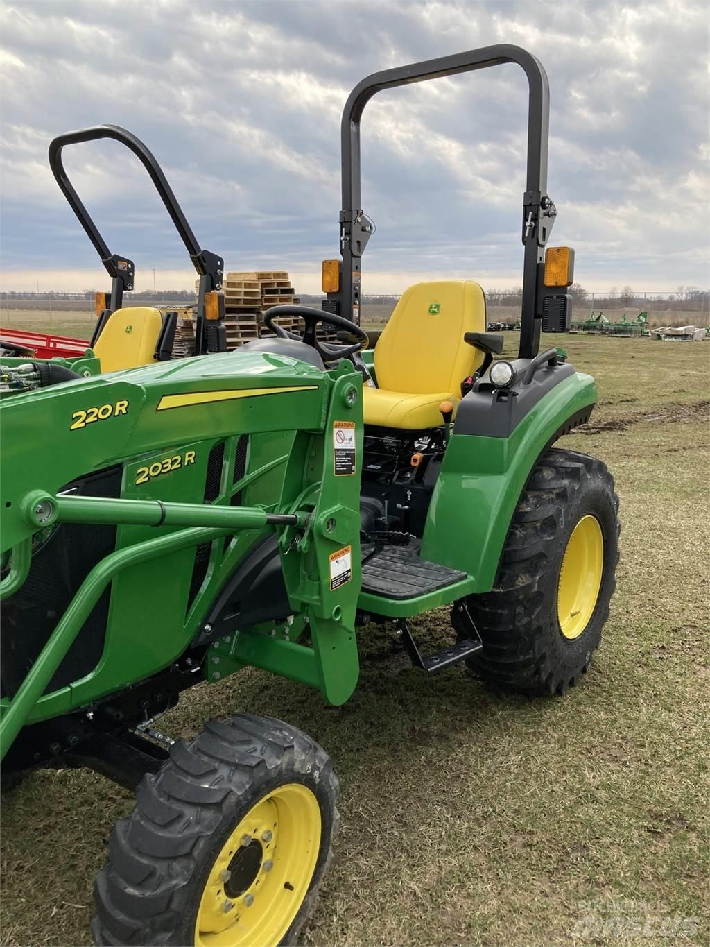 John Deere 2032R Trattori compatti