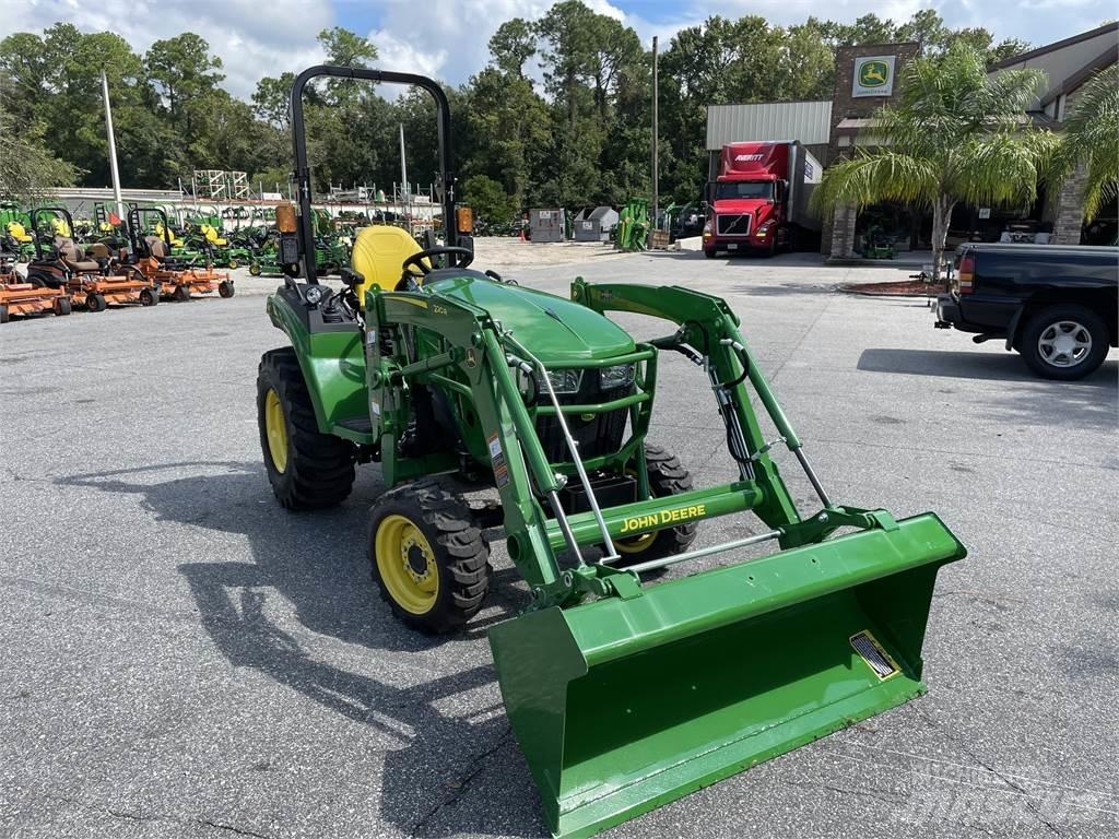 John Deere 2038R Trattori compatti
