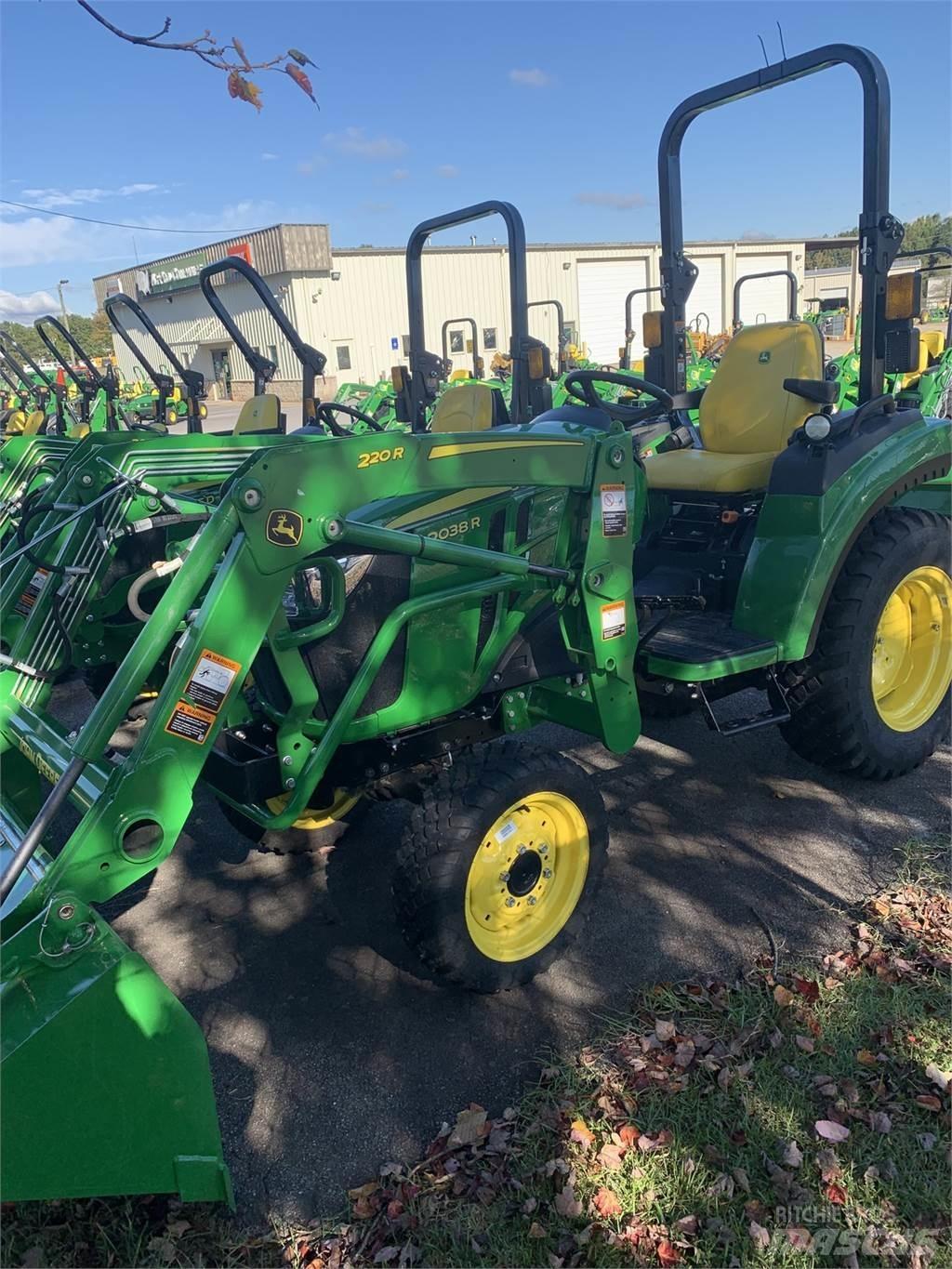 John Deere 2038R Trattori compatti