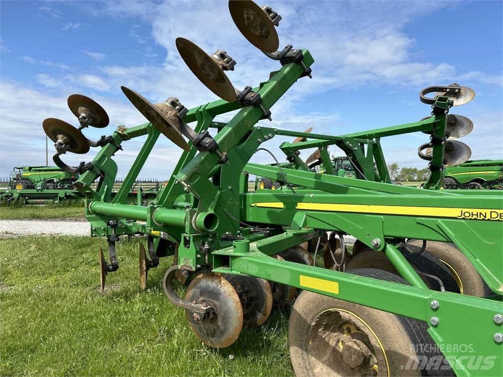 John Deere 2730 Altre macchine e accessori per l'aratura