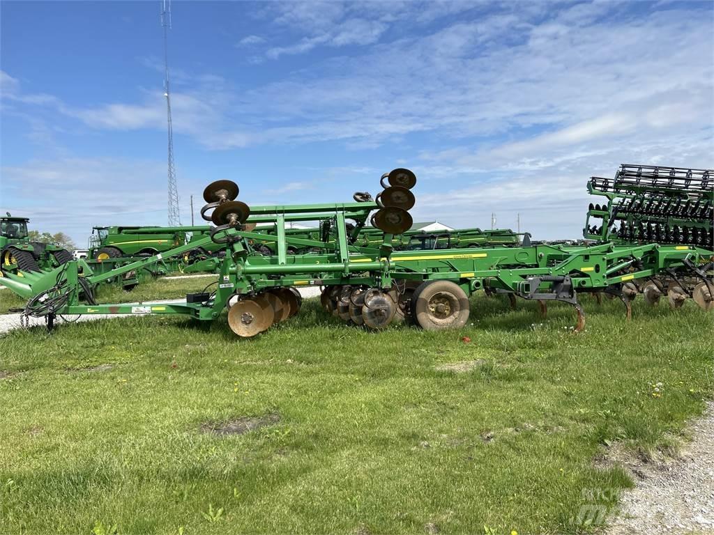 John Deere 2730 Altre macchine e accessori per l'aratura