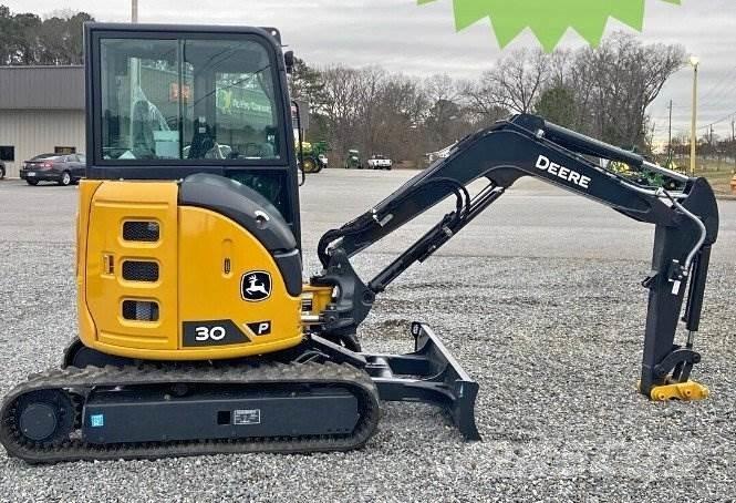 John Deere 30 P Miniescavatori