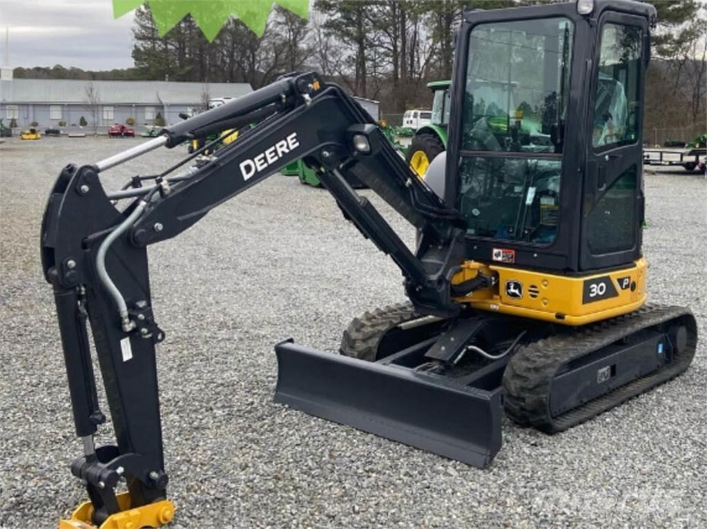 John Deere 30 P Miniescavatori