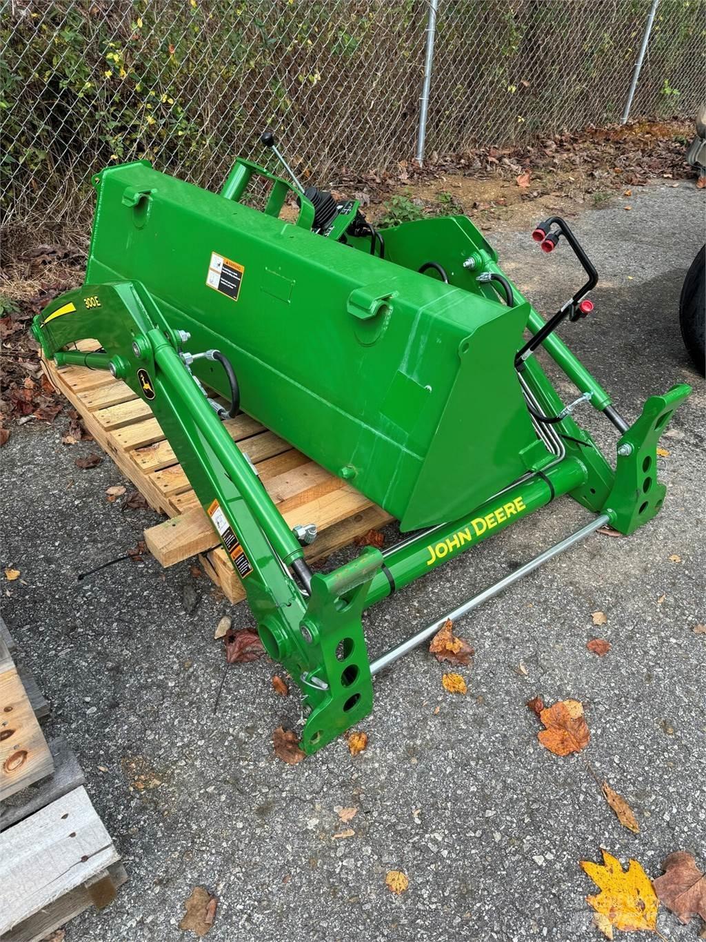 John Deere 300E Agricoltura - Altro